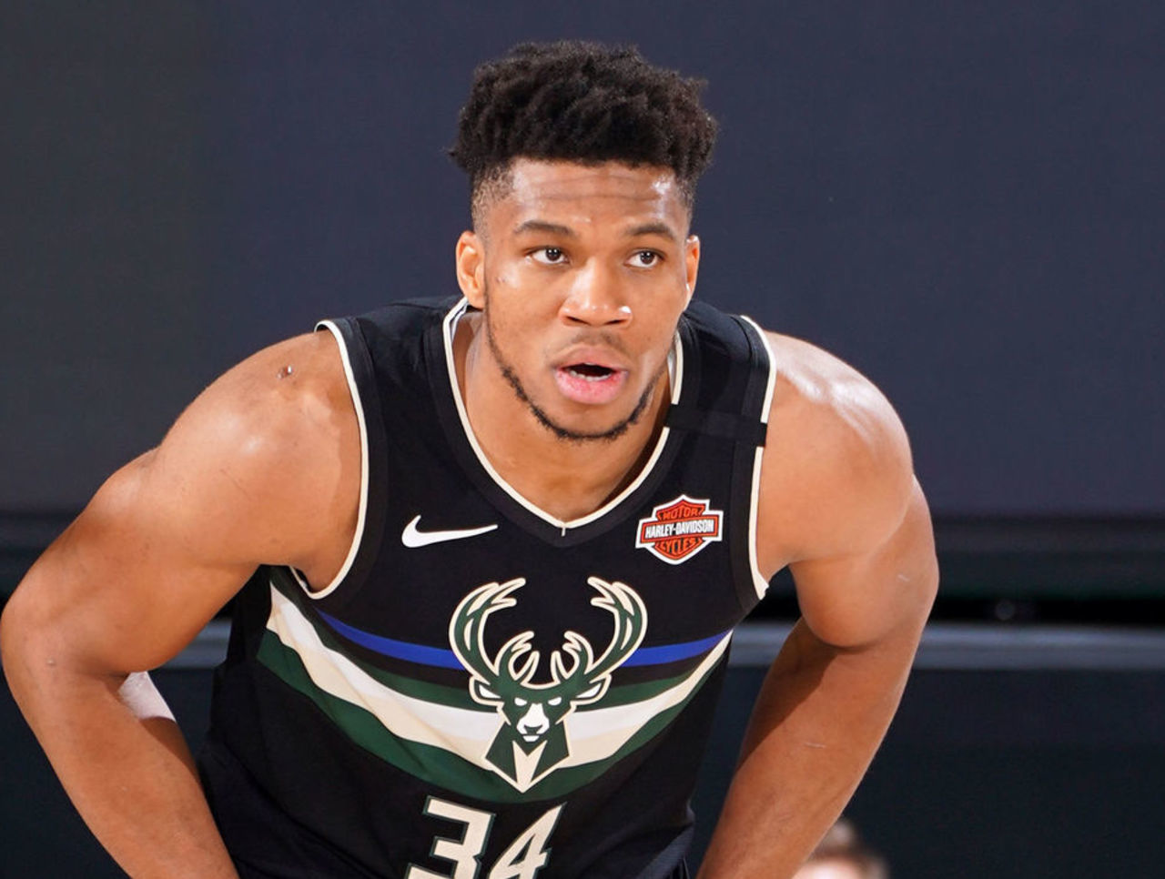 赛公正进行 赛公正进行