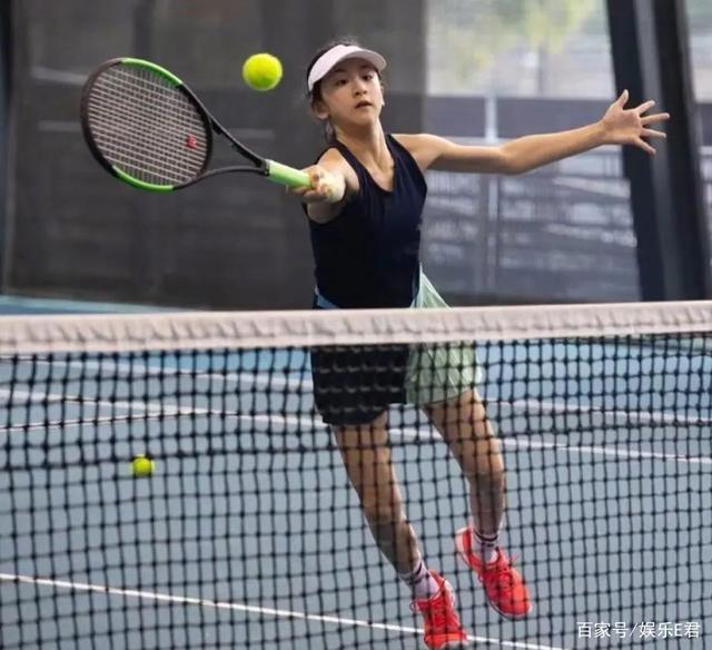 目中展现出 目中展现出