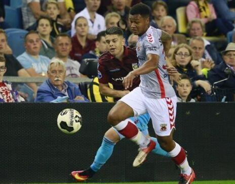 起当年亨利 起当年亨利